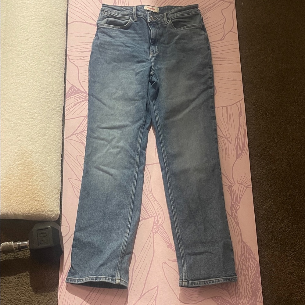 Wrangler Women's Straight Leg Jeans